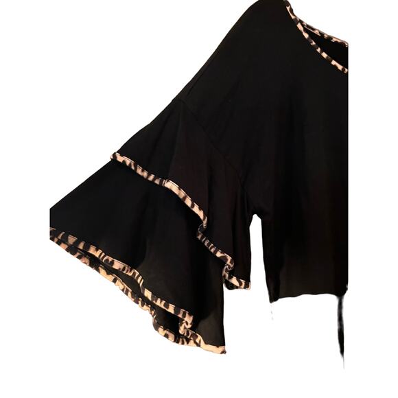 Cable & Gauge Shirt Top Blouse Black With Animal Print Trim Layered Bell Sleeves - Picture 4 of 8